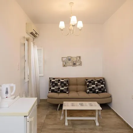 Galaxy Guest house Aegiali